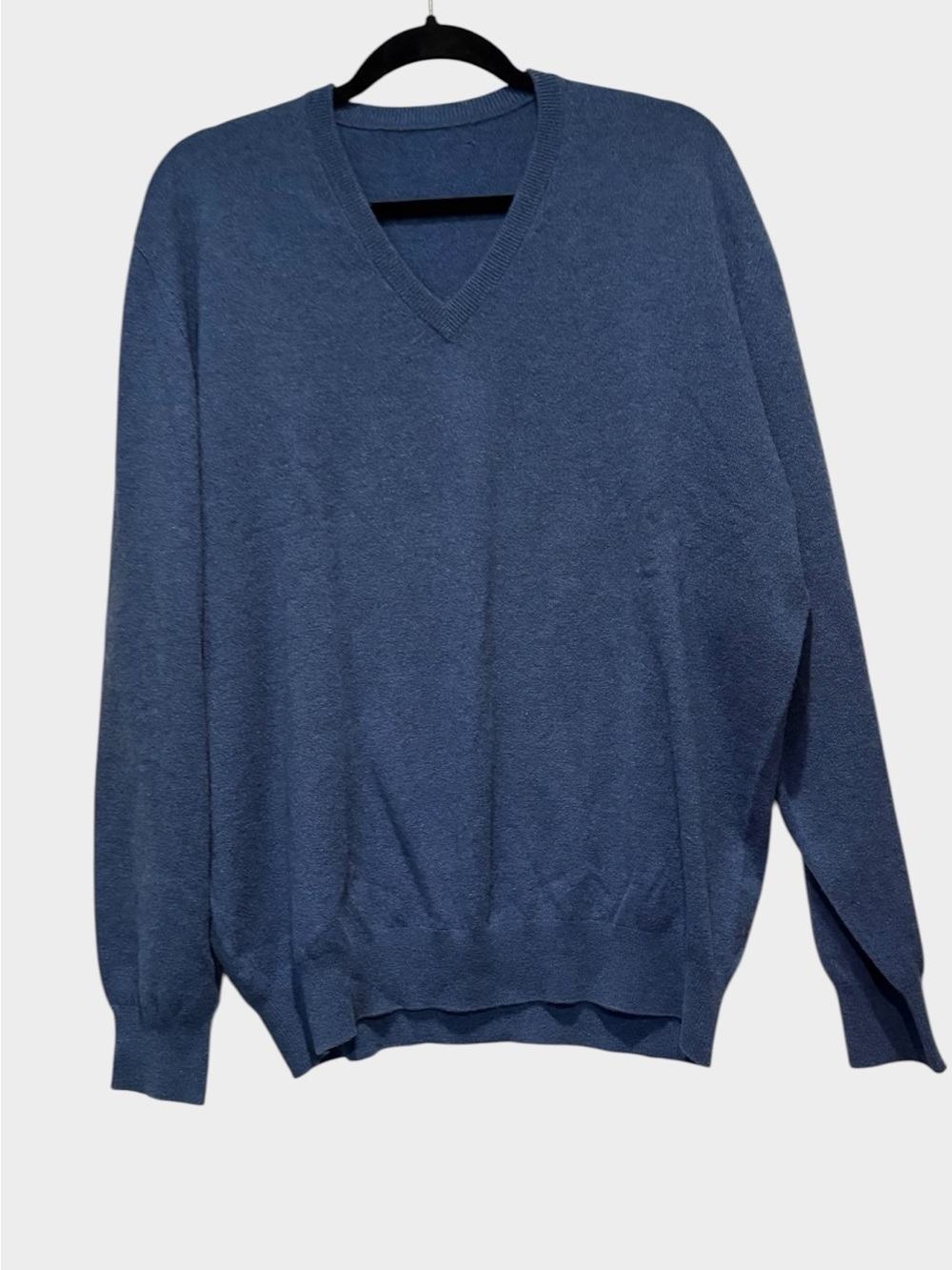 HAWICO Scotland - Men's V-neck Sweater. Cashmere. Size XXL. Blue